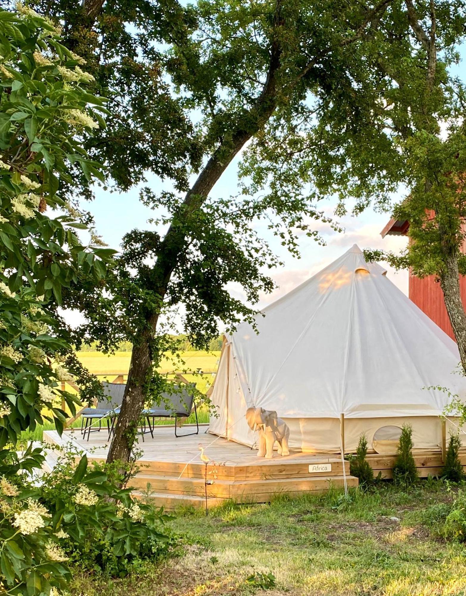 Soerby Glamping Hotel Klockrike Luaran gambar