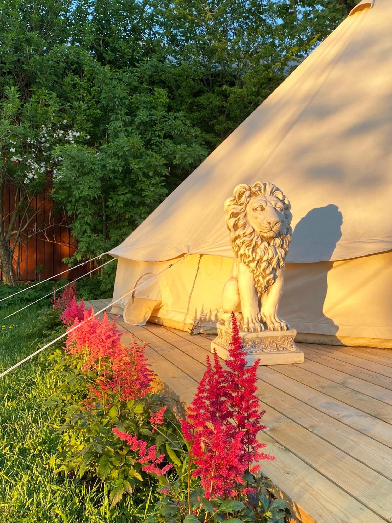 Soerby Glamping Hotel Klockrike Luaran gambar