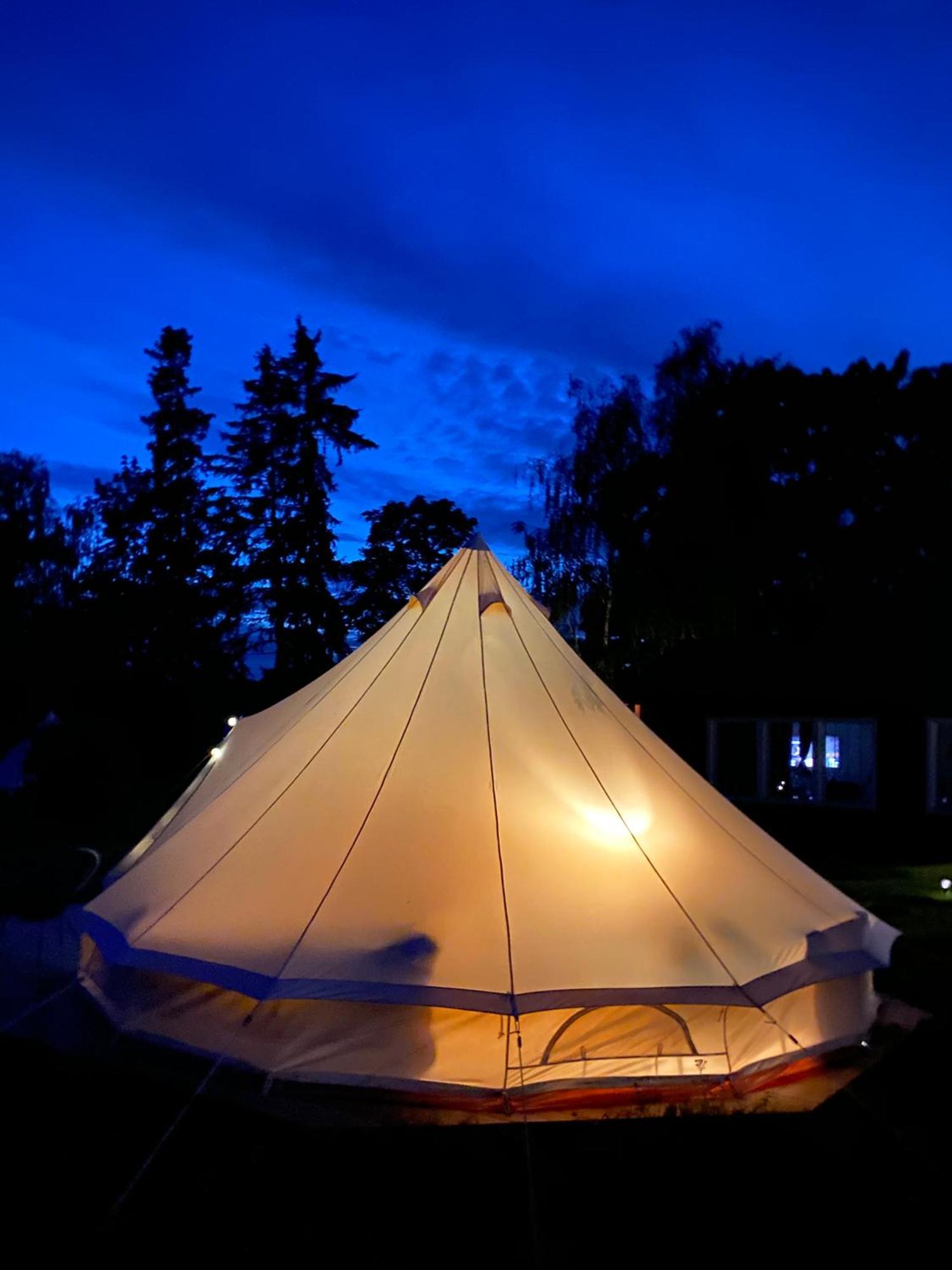 Soerby Glamping Hotel Klockrike Luaran gambar