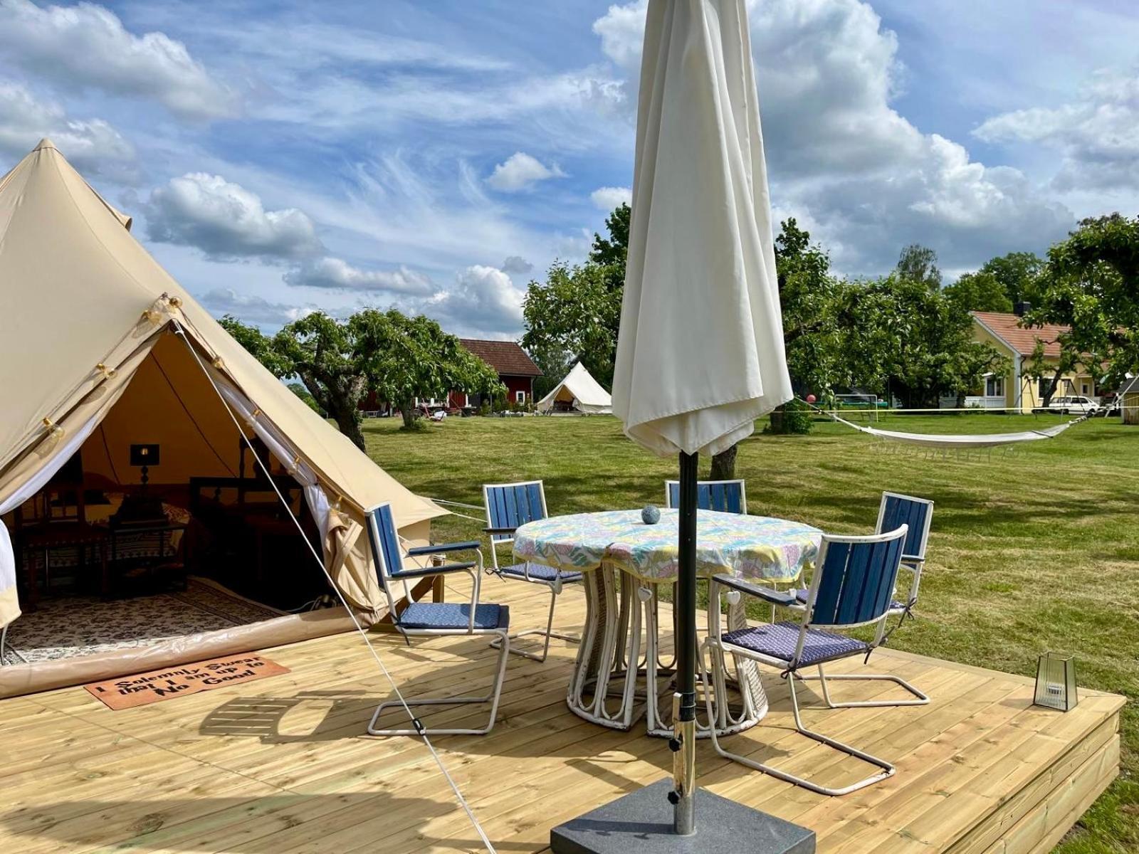 Soerby Glamping Hotel Klockrike Luaran gambar